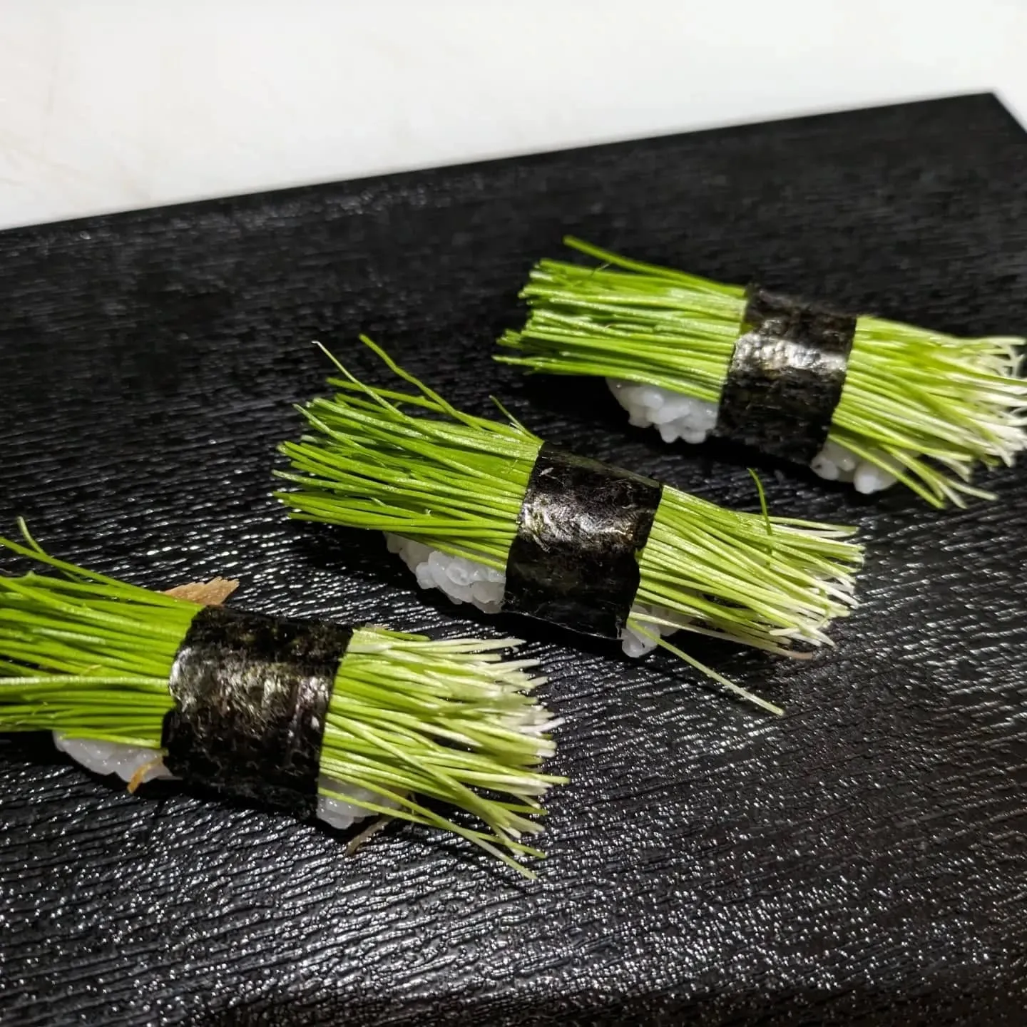 酷暑お見舞い申し上げます。